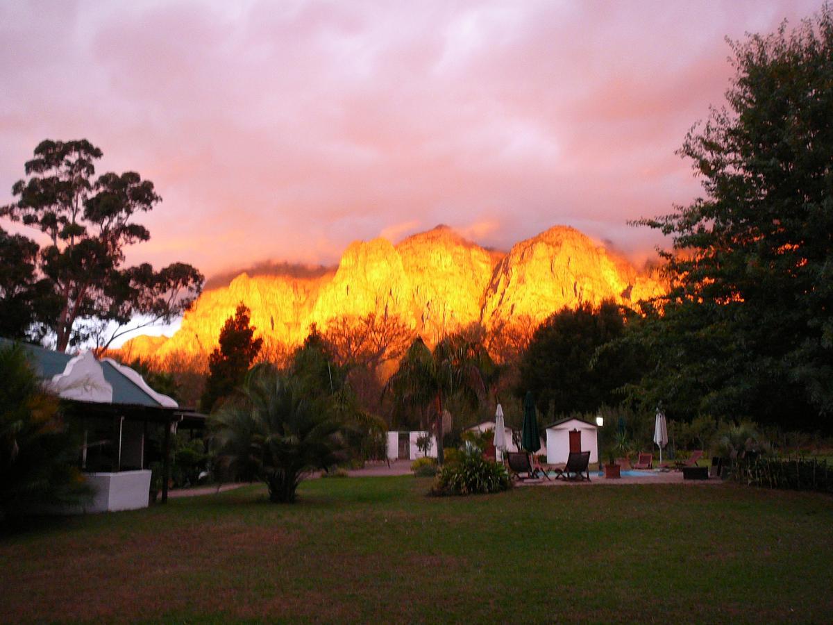 Orange Ville Pensión Stellenbosch Exterior foto